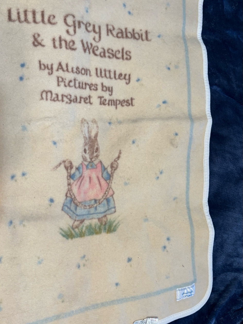 Little Grey Rabbit & the Weasels Cream Kids Blanket - Soft Storybook Print